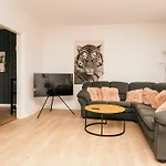 4 Star In Nyaraló *